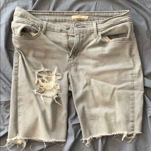 levi grey 712 jean shorts size 31